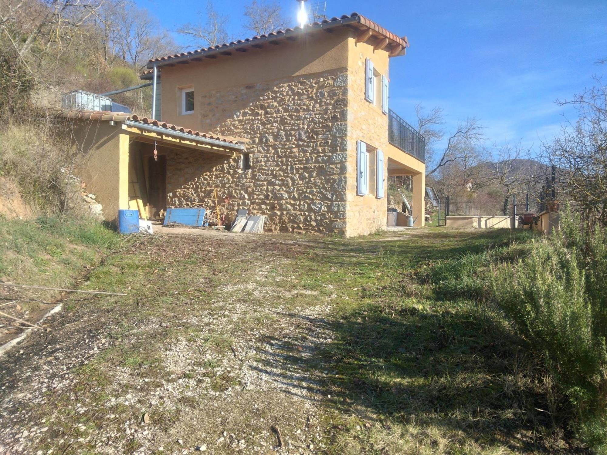 Maison De Vigne Renovee *